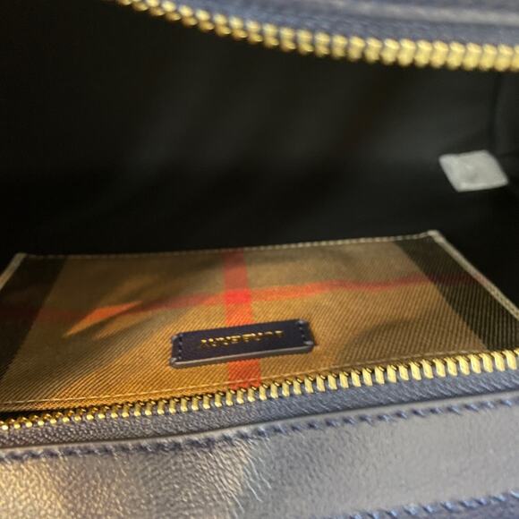 Burberry Banwell Tote Navy Leather Shoulder Bag - Picture 8 of 9